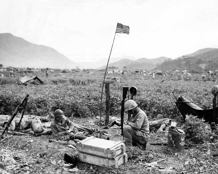 U.s. Marines In Korea During The Korean #1 Photograph by Everett