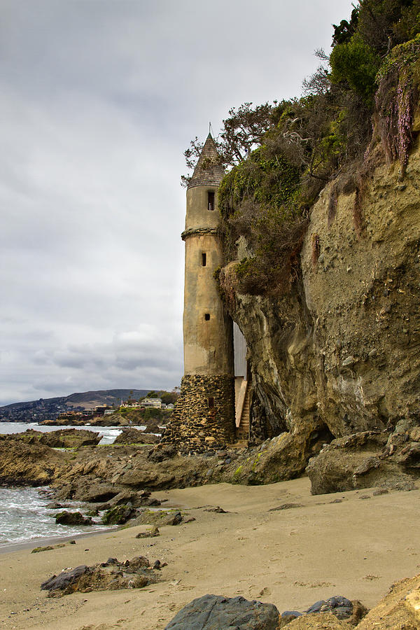 Victoria Beach Tower by Barbara Eads