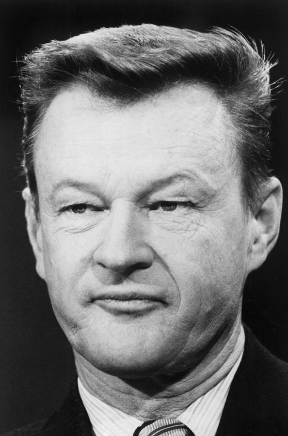 Zbigniew Brzezinski, Portrait Photograph by Everett | Fine Art America