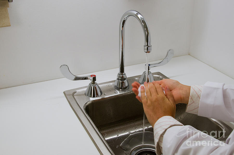 Hand Washing Photograph by Photo Researchers, Inc.