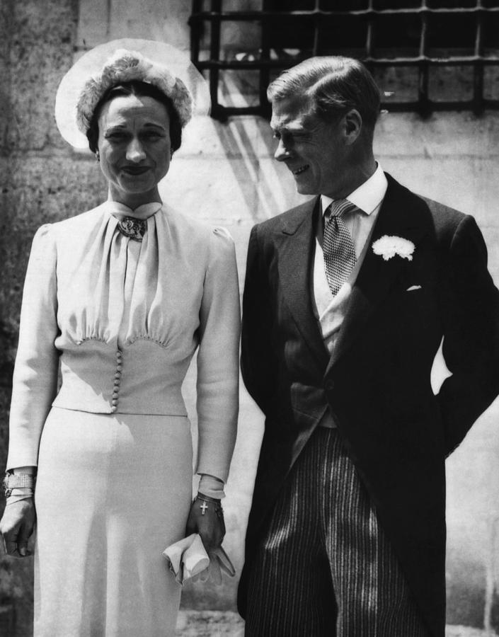 Duchess Of Windsor Wallis Simpson Photograph by Everett - Fine Art America