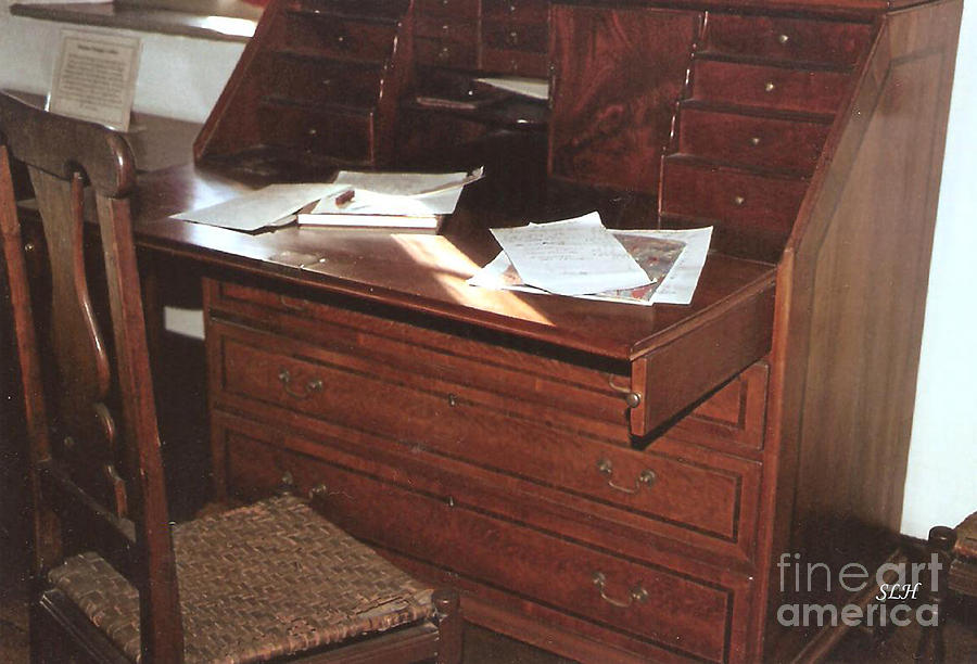 1800s desk