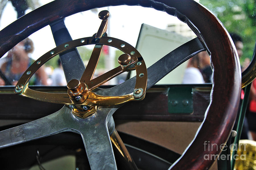 1913 Chalmers - Steering Wheel Photograph by Kaye Menner