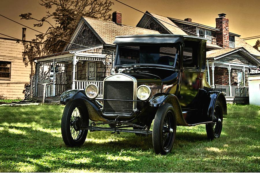 1926 Ford Model T Photograph by Tim McCullough