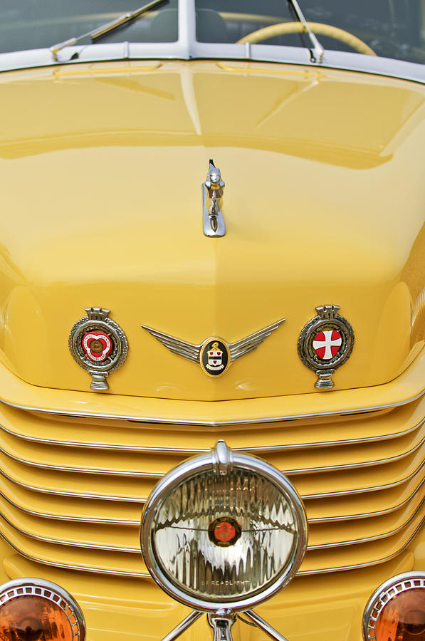 1937 Cord 812 SC Convertible Phaeton Sedan Grille Emblems Photograph by Jill Reger