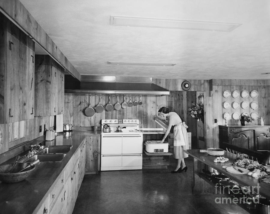 1950s Kitchen Photograph by Photo Researchers