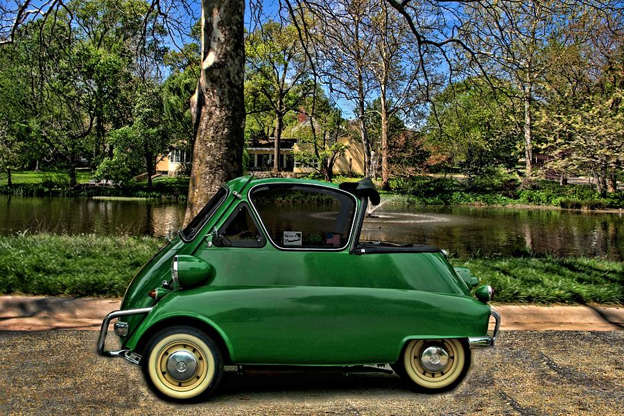 1958 BMW Isetta 300 Photograph by Tim McCullough