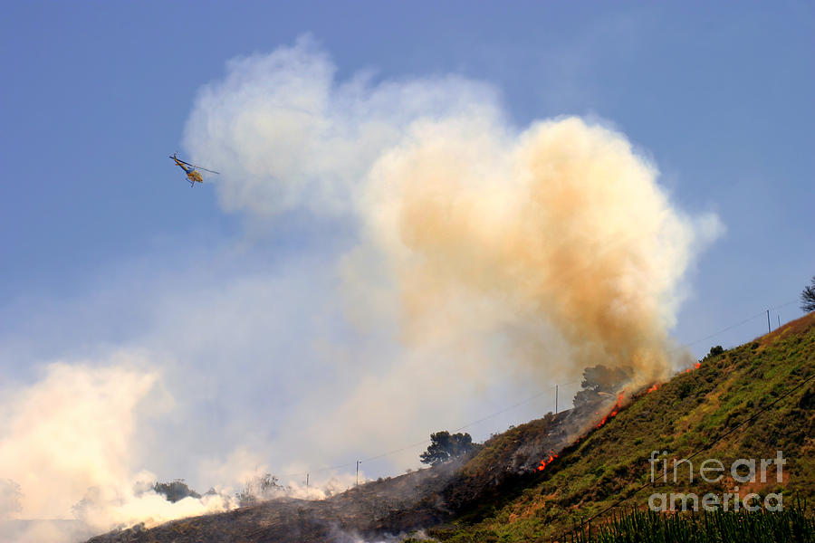 Nature Photograph - Barnett Fire #2 by Henrik Lehnerer
