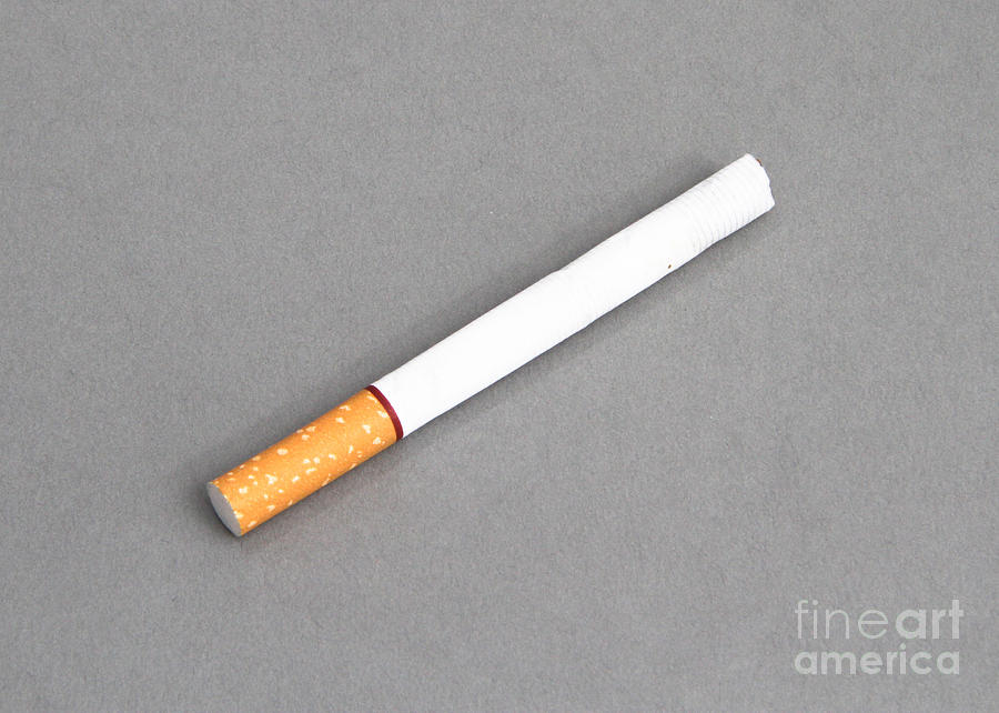Cigarette #2 Photograph by Photo Researchers