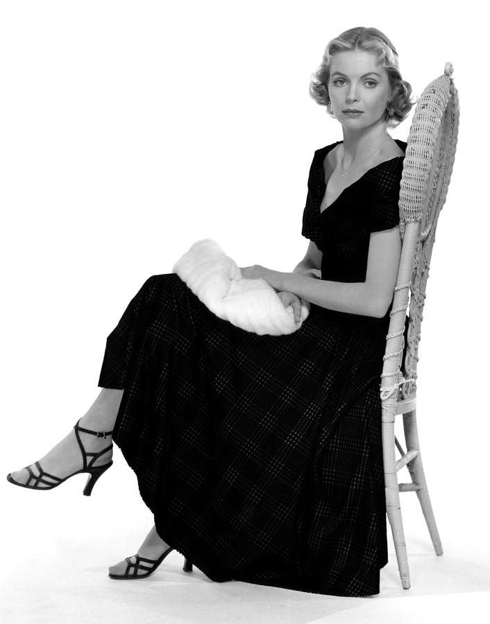 Dorothy Mcguire 1952 Photograph By Everett