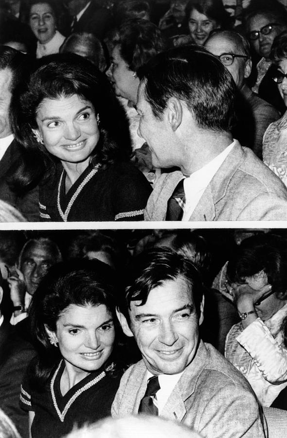 Jacqueline Kennedy Onassis Photograph By Everett Fine Art America 7005