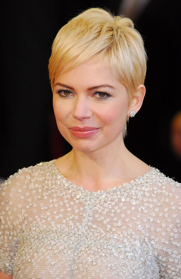 Portrait Photograph - Michelle Williams At Arrivals For The #2 by Everett