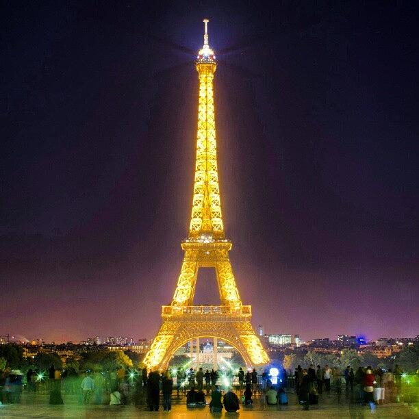 Paris Photograph - Paris - Tour Eiffel #2 by Tony Tecky