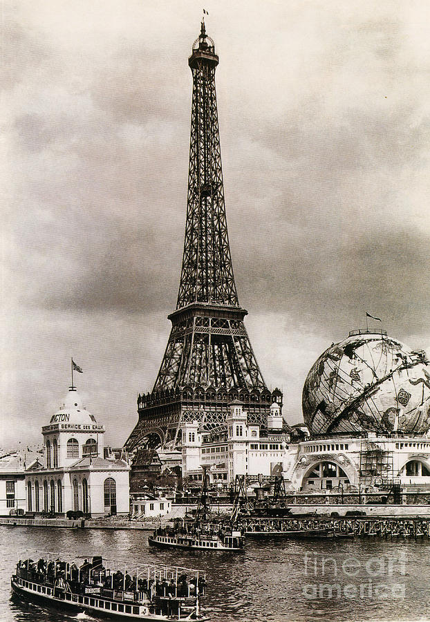 Paris Expo, 1900 #2 Photograph by Photo Researchers