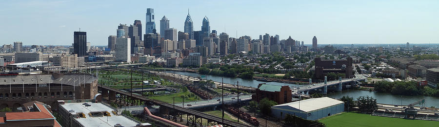Philadelphia Skyline Photograph - Philadelphia Skyline #2 by Gregory Grant