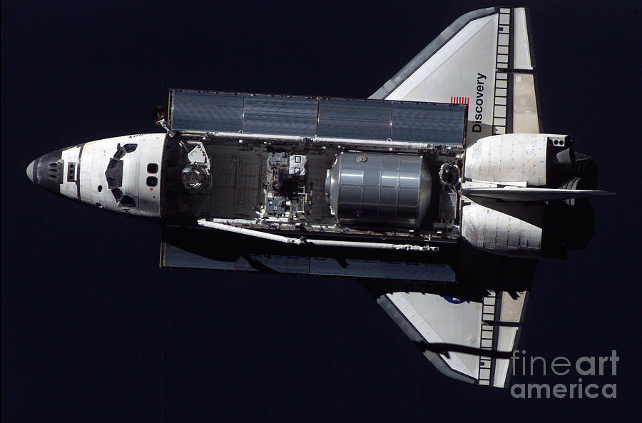 Space Shuttle Discovery #2 Photograph by Nasa