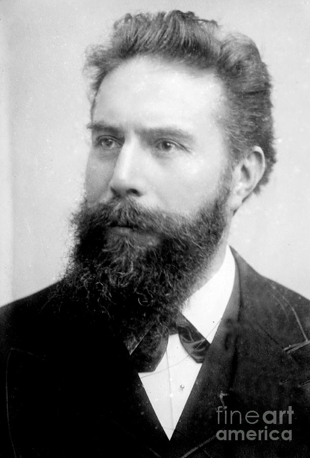Wilhelm Konrad Roentgen, German #2 Photograph by Science Source