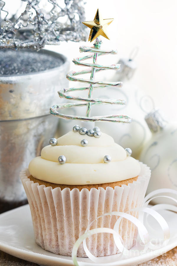 Christmas Photograph - Christmas cupcake #3 by Ruth Black
