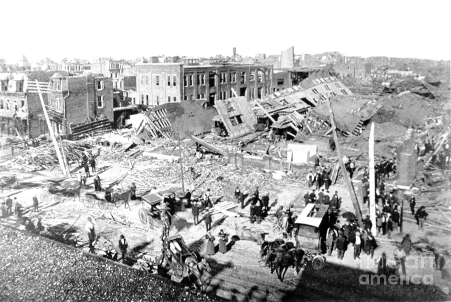 St. Louis Photograph - Cyclone Damage, 1896 #3 by Science Source