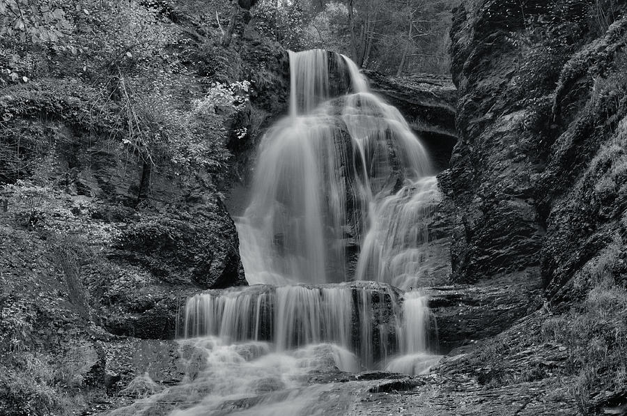 Nature Photograph - Dingmans Falls #3 by Stephen Vecchiotti