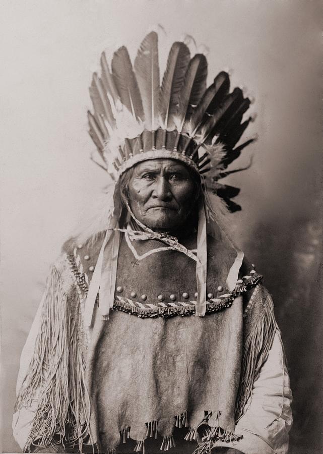 Geronimo 1829-1909, Chiricahua Apache #3 Photograph by Everett