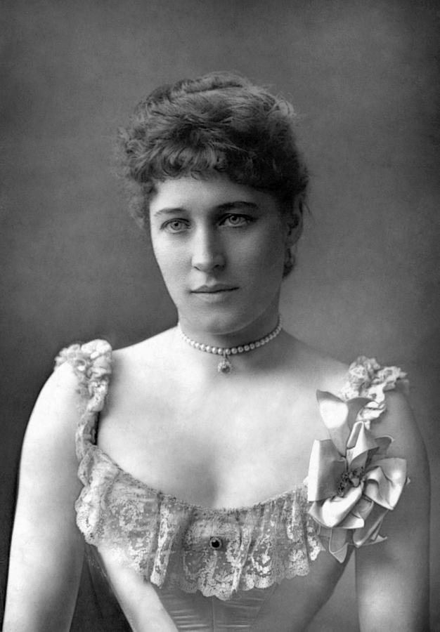 Lillie Langtry (1852-1929) #3 Photograph by Granger - Fine Art America