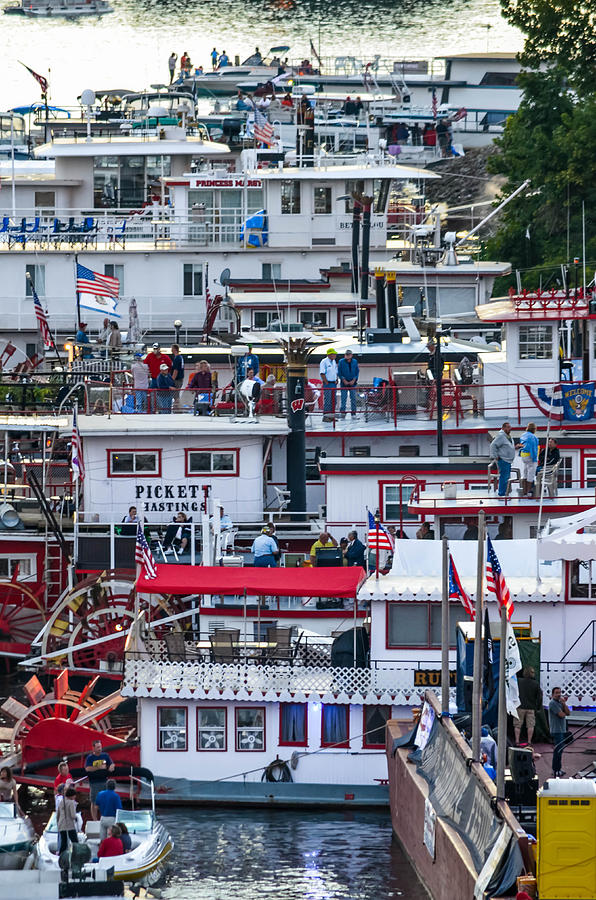 Ohio River Sternwheel Festival Photograph by Brian Stevens Fine Art