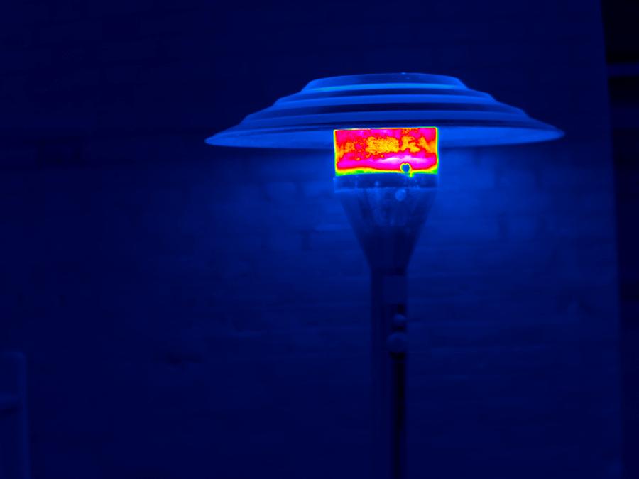 Patio Heater Photograph - Patio Heater, Thermogram #3 by Tony Mcconnell