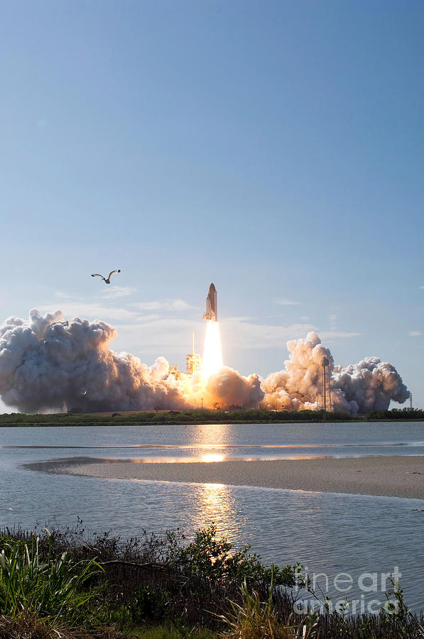 Space Shuttle Discovery Launch Photograph