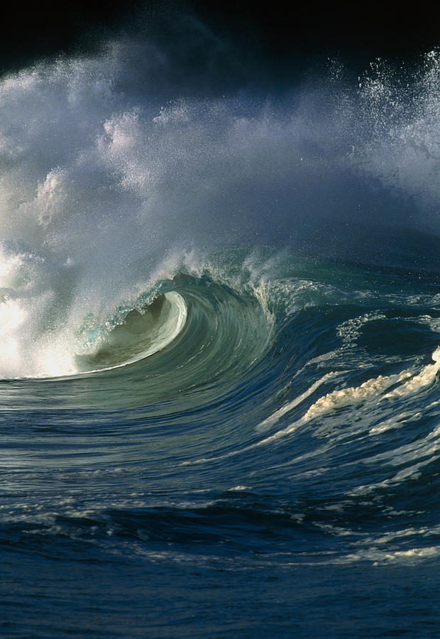 Wind-blown Wave Breaking In Hawaii Photograph by G. Brad Lewis - Pixels