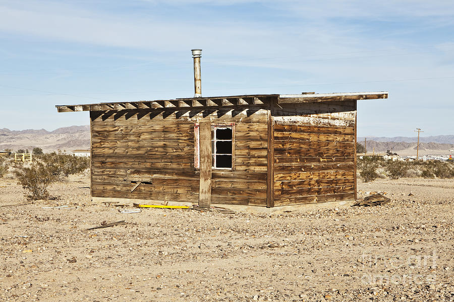 Abandoned Desert Home Photograph by Paul Edmondson