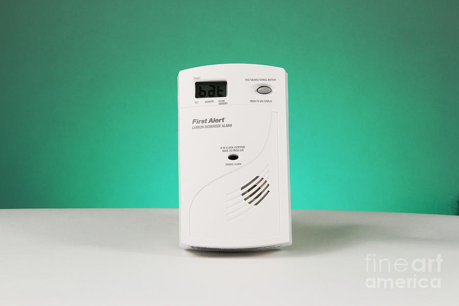 Carbon Monoxide Detector #4 Photograph by Photo Researchers, Inc.