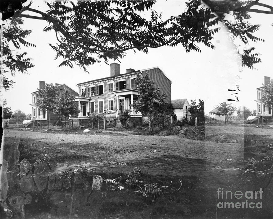 Architecture Photograph - Civil War: Fredericksburg #4 by Granger