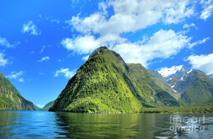 Milford Sound #4 Photograph by Marc Bittan
