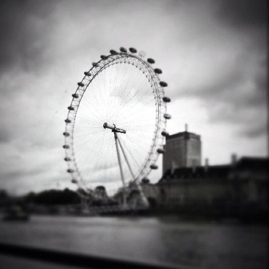 London Photograph - Instagram Photo #461340114096 by Ritchie Garrod