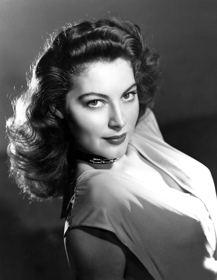 Ava Gardner Photograph by Everett - Fine Art America