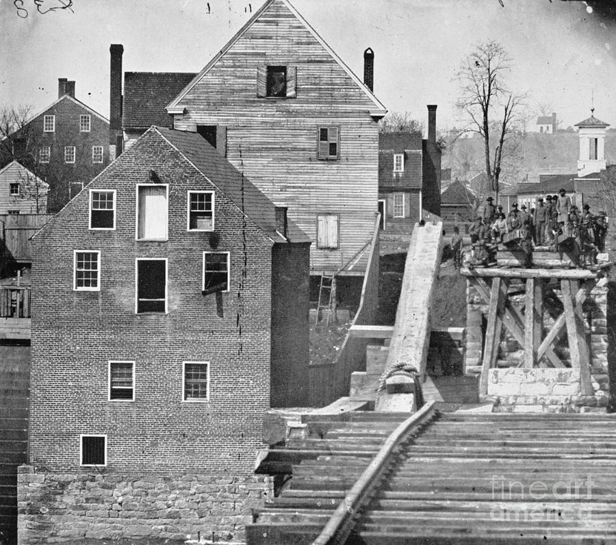 Bridge Photograph - Civil War: Fredericksburg #5 by Granger