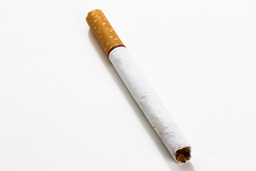 Cigarette #6 Photograph by Photo Researchers