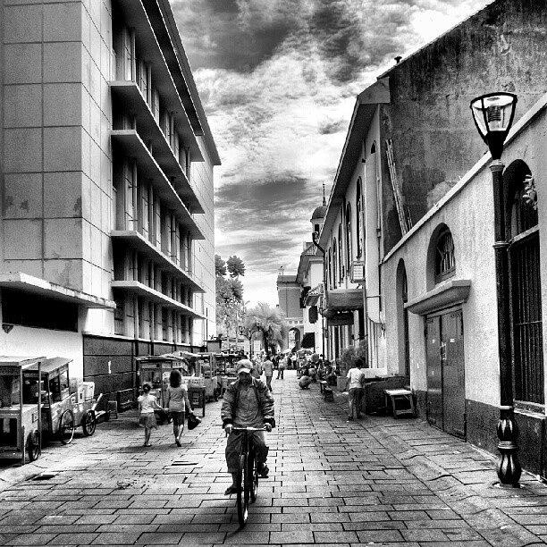 Black And White Photograph - Instagram Photo #61343020540 by Tommy Tjahjono