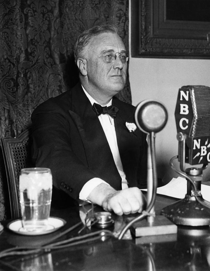 President Franklin D. Roosevelt Photograph by Everett - Fine Art America