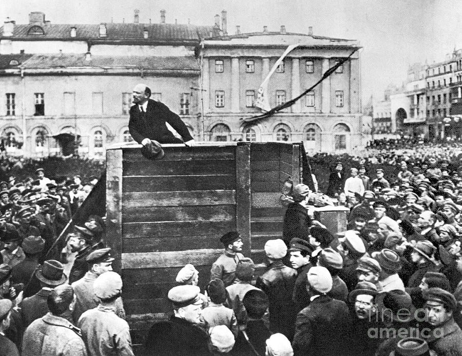 Vladimir Lenin (1870-1924) #7 Photograph by Granger