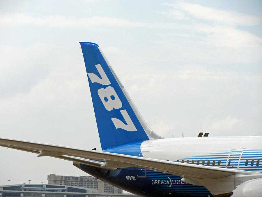 787 Rear Tail Photograph by Bob Dashman - Fine Art America