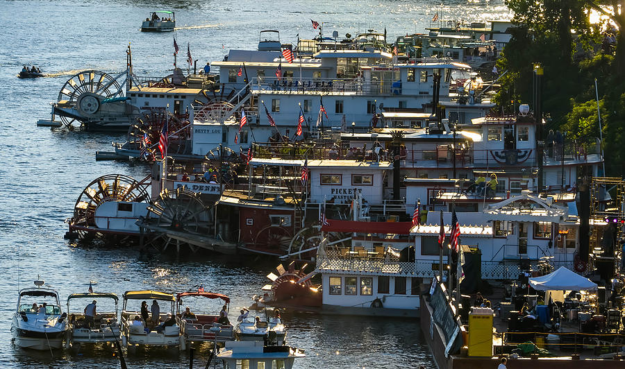 Ohio River Sternwheel Festival Photograph by Brian Stevens Pixels