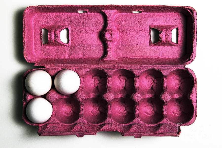 9 More Eggs Equals A Dozen Photograph by Photo Researchers, Inc.