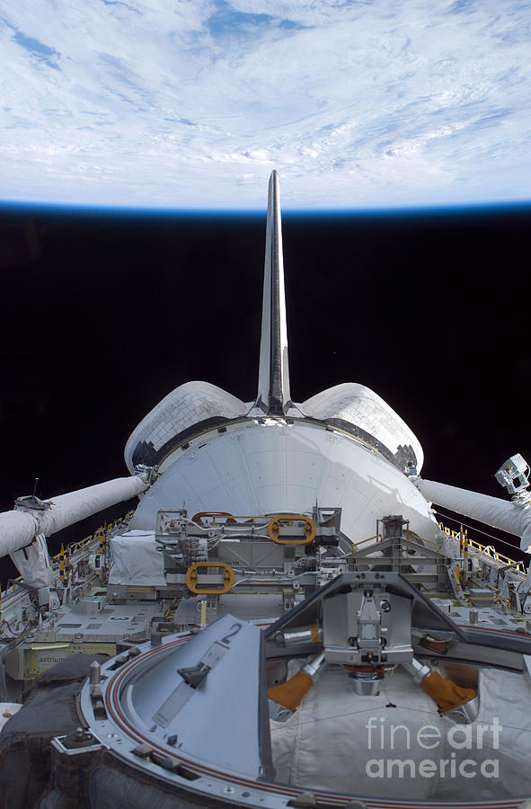 Space Shuttle Discovery #9 Photograph by Nasa
