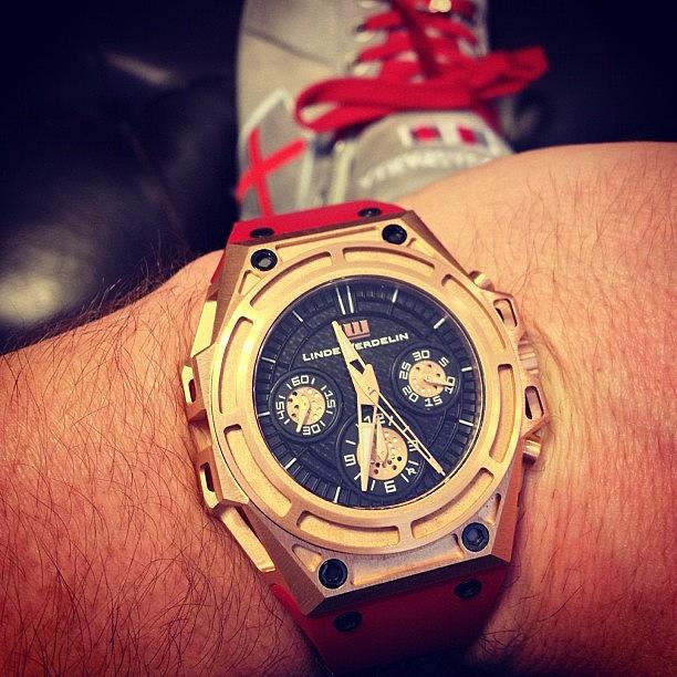 Templar Photograph - A Little Red Today! #lindewerdelin by Bryant Greer