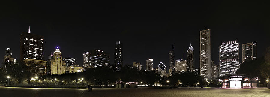 A Night At The Park Photograph By Chunsum Choi - Fine Art America