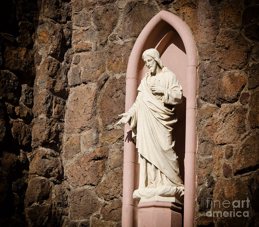 Architecture Photograph - A Statue of Christ by Donna Greene
