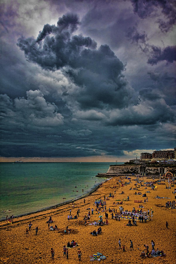 A Summer Day At Broadstairs  Photograph by Chris Lord