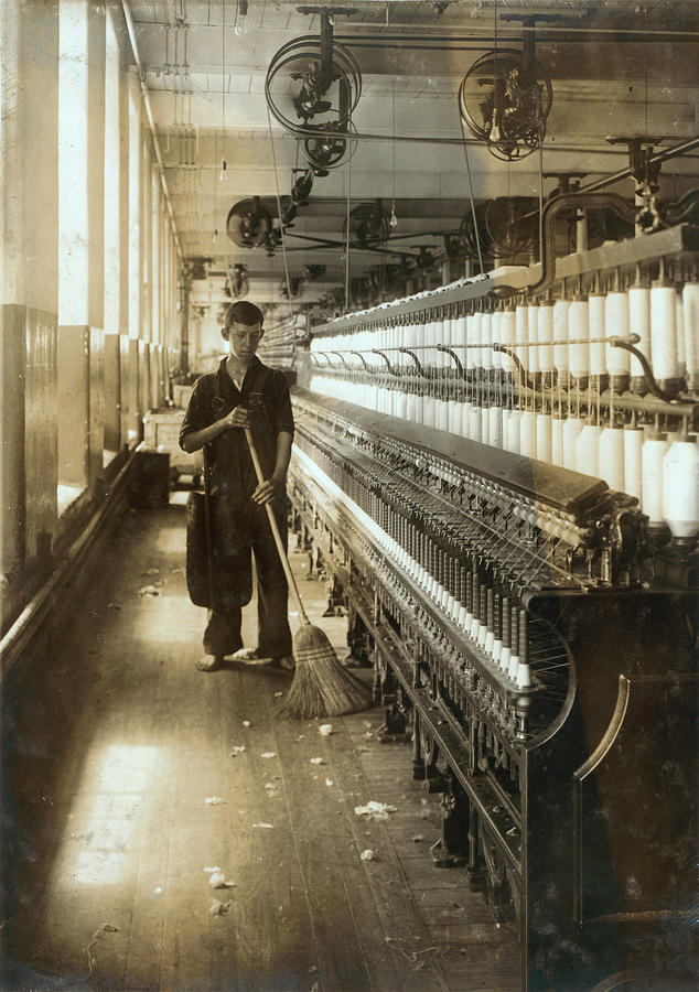 A Textile Mill Worker, King Philip Photograph by Everett